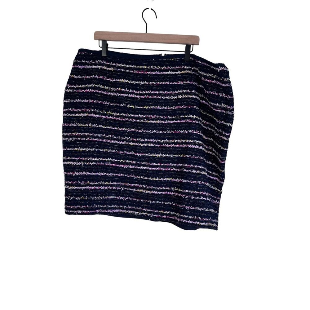 Talbots Tweed Navy Blue with Mutlicolor Stripes Size 22 Wide Petite Pencil Skirt